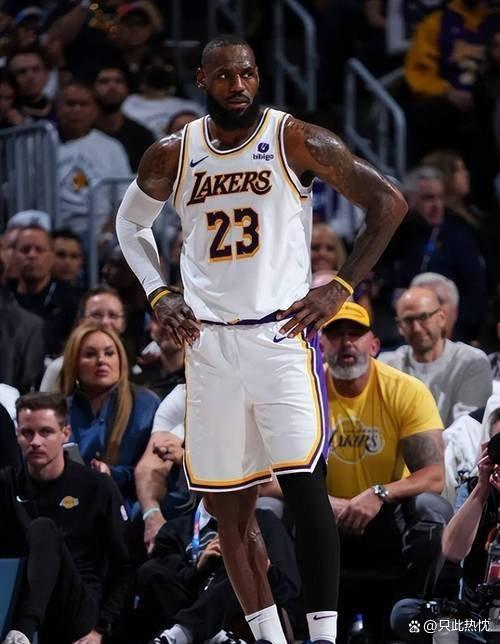 关于洛杉矶之光再普照球场,成功战胜对手的信息 关于洛杉矶之光再普照球场,成功战胜对手的信息