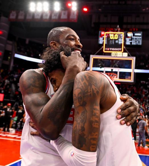 76人主场击败国王,取得三连胜的简单介绍 76人主场击败国王,取得三连胜的简单介绍