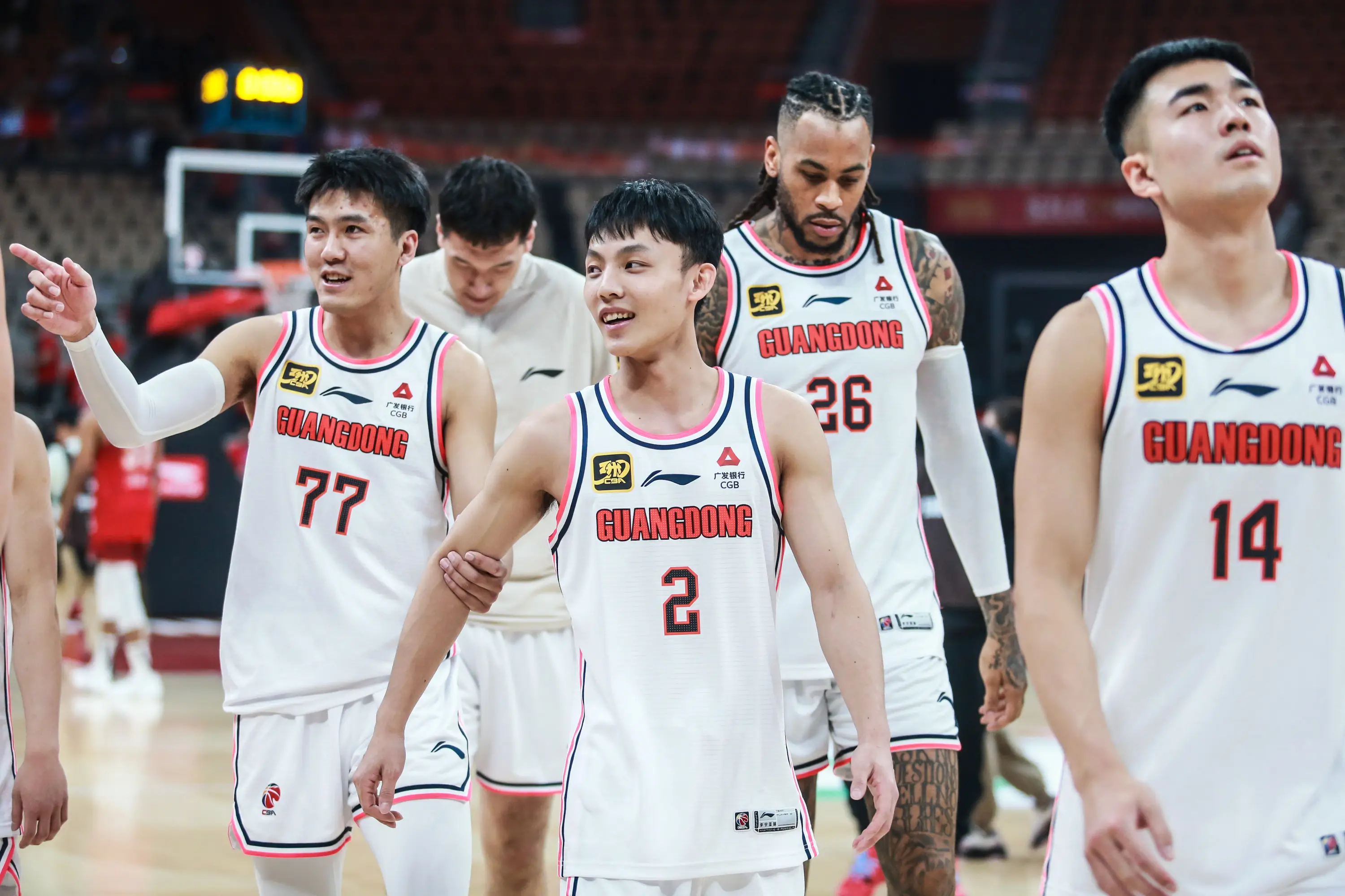 辽宁男篮展现冠军风采,轻取对手 辽宁男篮展现冠军风采,轻取对手