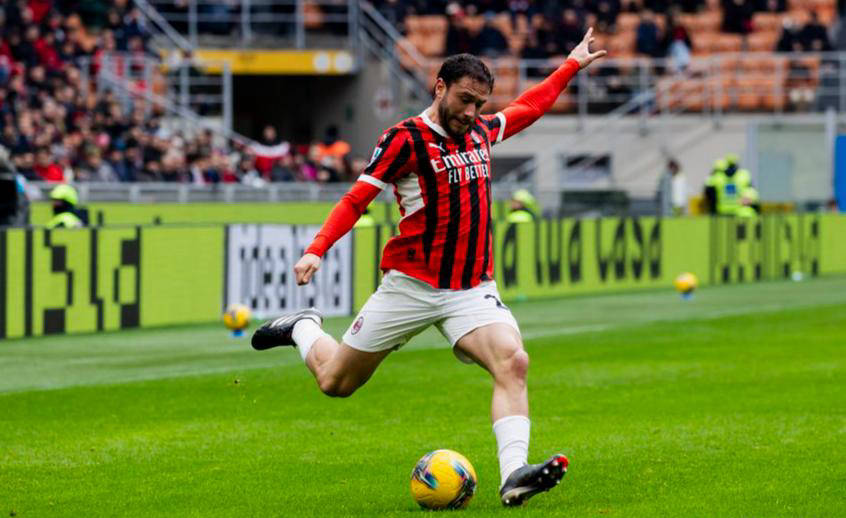 AC米兰老将复出，助球队取得宝贵三分的简单介绍