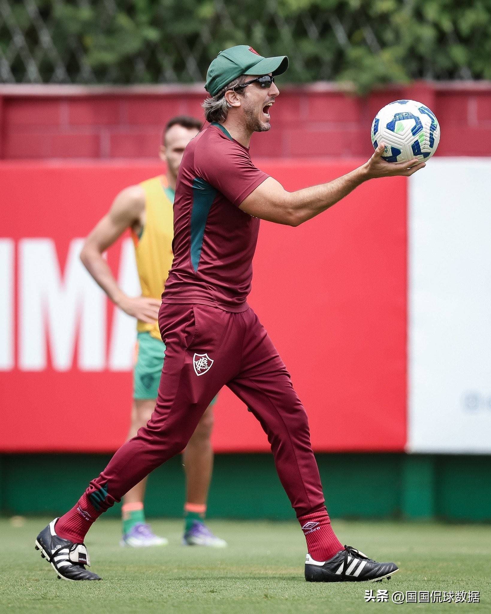 南美球队在亚洲精英赛中突破重围