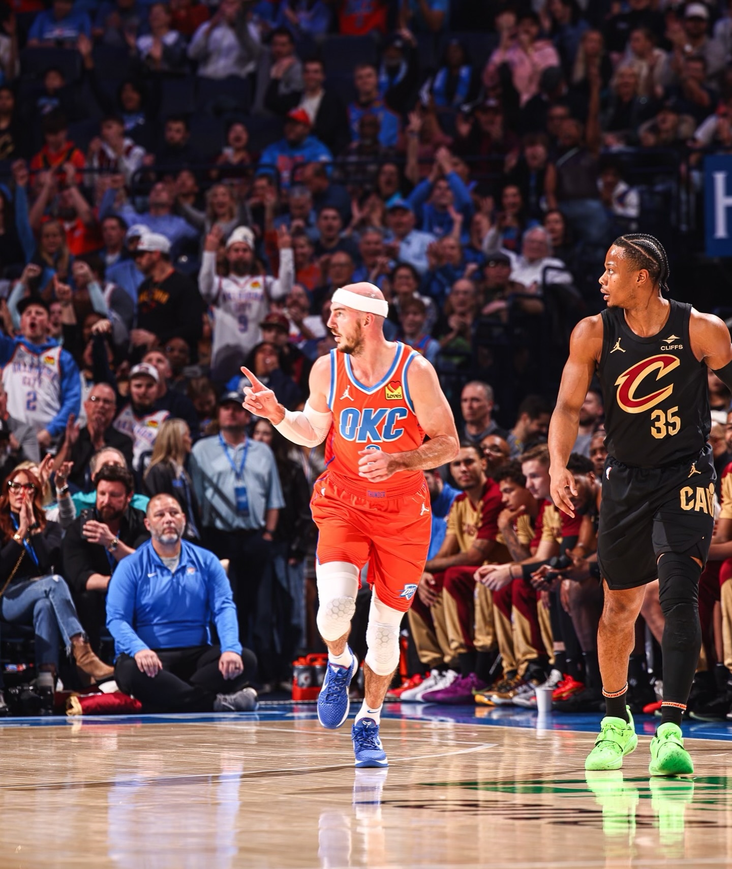 关于骑士全队表现出色，击败强大对手的信息