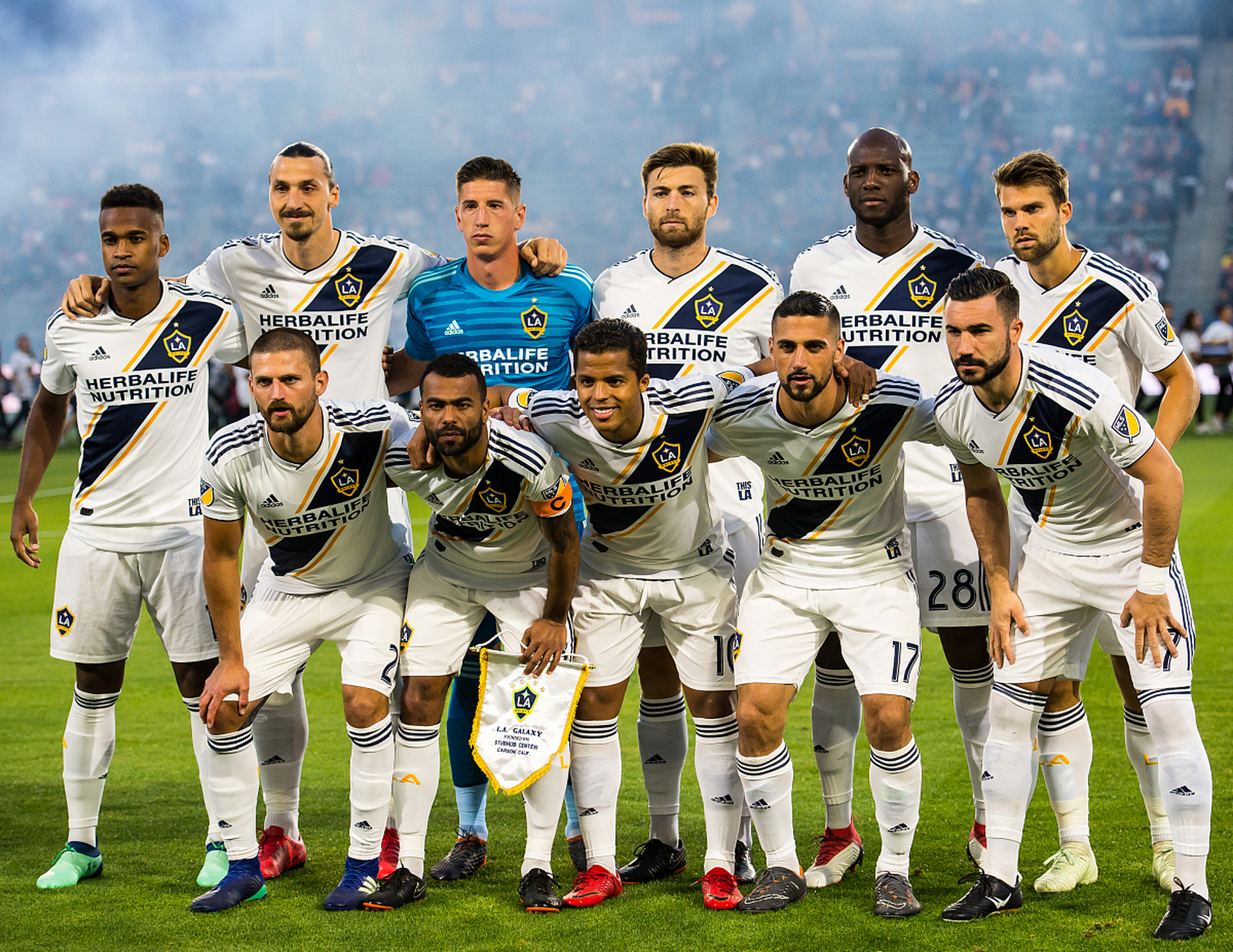 奥兰多足球队在比赛中表现亮眼